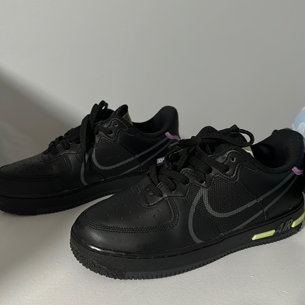 Black Nike Air forces. Size 6.5Y (Big kids), 8.5 in Women’s. Barely worn.